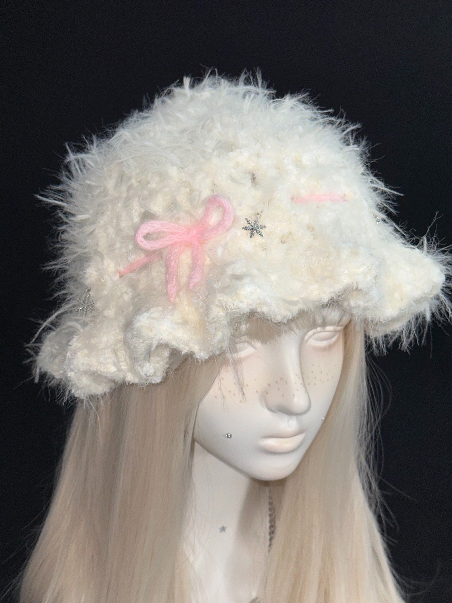 Snowflake Jellyfish Bucket Hat – Handmade Crochet Kawaii Winter Hat
